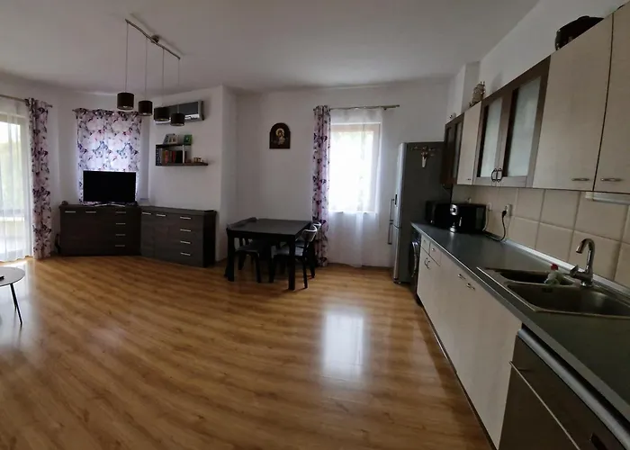 Cozy Apartment With Pool, Lovely Garden, Bbq Apartment Varna