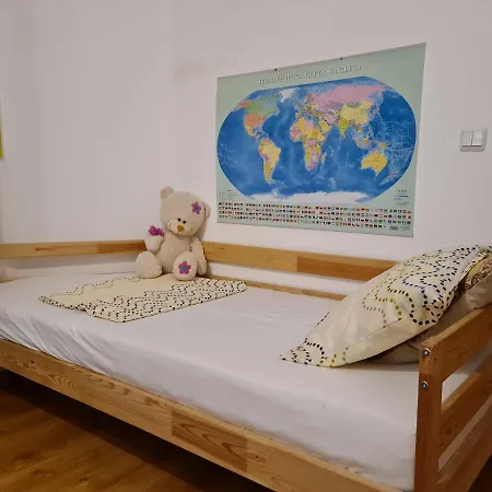 Luxury With Swimming Pool , Lovely Garden , Bbq Place Apartament