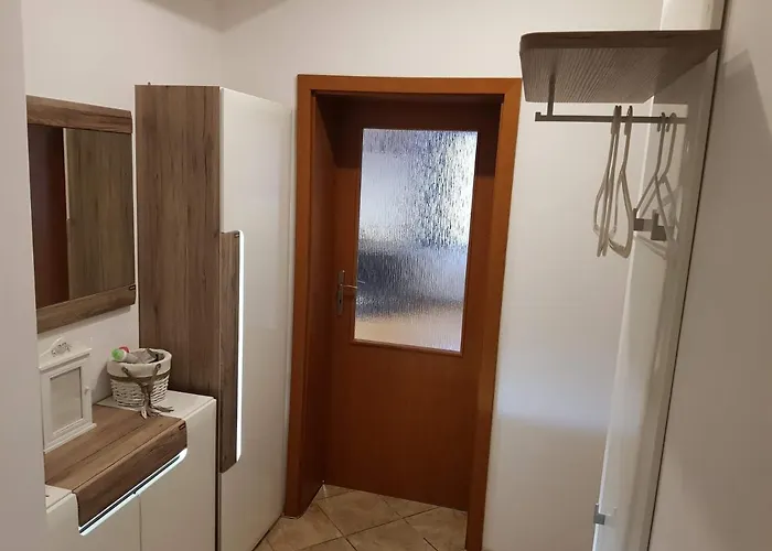 Cozy Apartment With Pool, Lovely Garden, Bbq Appartement *