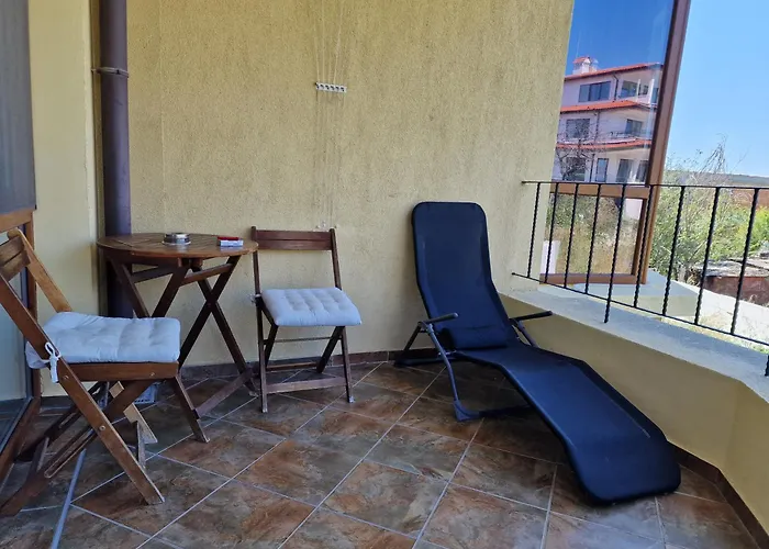 Appartement Cozy Apartment With Pool, Lovely Garden, Bbq